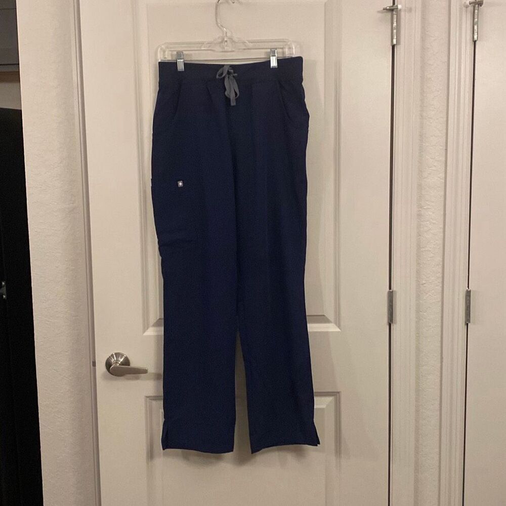 Figs Kade cargo, scrub pants, size medium